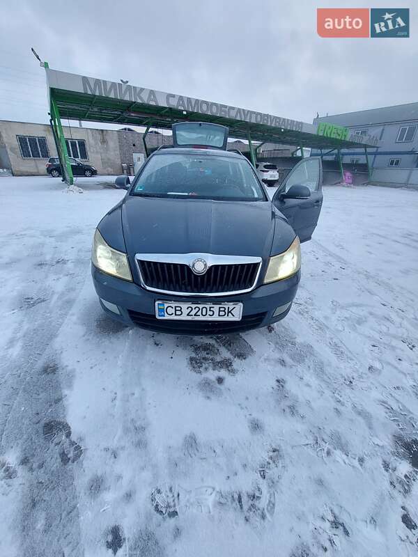 Универсал Skoda Octavia 2010 в Чернигове