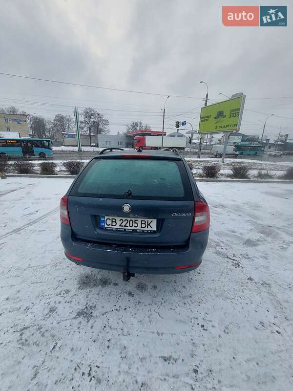 Универсал Skoda Octavia 2010 в Чернигове