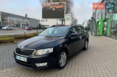 Универсал Skoda Octavia 2015 в Ровно