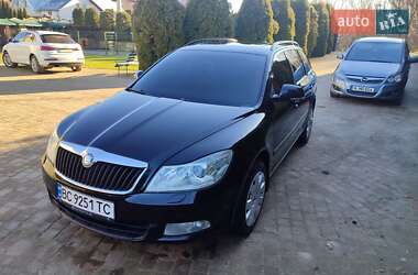 Універсал Skoda Octavia 2012 в Золочеві