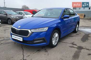 Лифтбек Skoda Octavia 2020 в Киеве