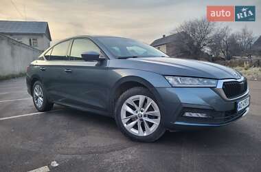 Лифтбек Skoda Octavia 2021 в Ужгороде