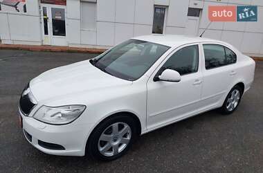 Лифтбек Skoda Octavia 2010 в Кропивницком