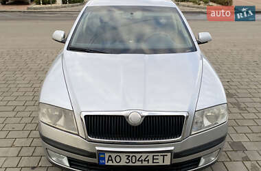 Універсал Skoda Octavia 2008 в Ужгороді