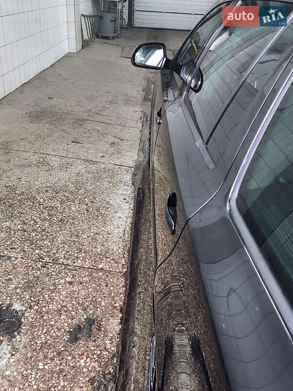 Универсал Skoda Octavia 2010 в Запорожье