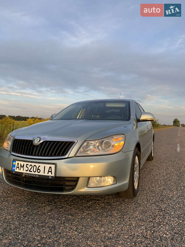 Ліфтбек Skoda Octavia 2010 в Овручі