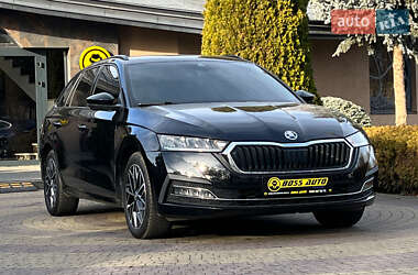 Универсал Skoda Octavia 2022 в Львове