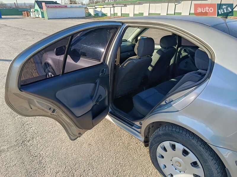 Лифтбек Skoda Octavia 2006 в Хмельнике фото 13 Лифтбек Skoda Octavia 2006 в Хмельнике