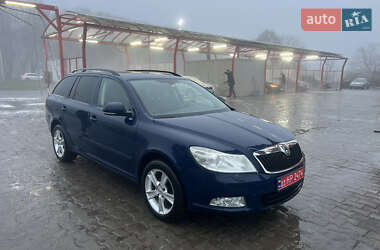 Универсал Skoda Octavia 2010 в Луцке