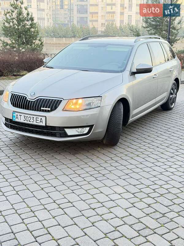 Універсал Skoda Octavia 2015 в Калуші