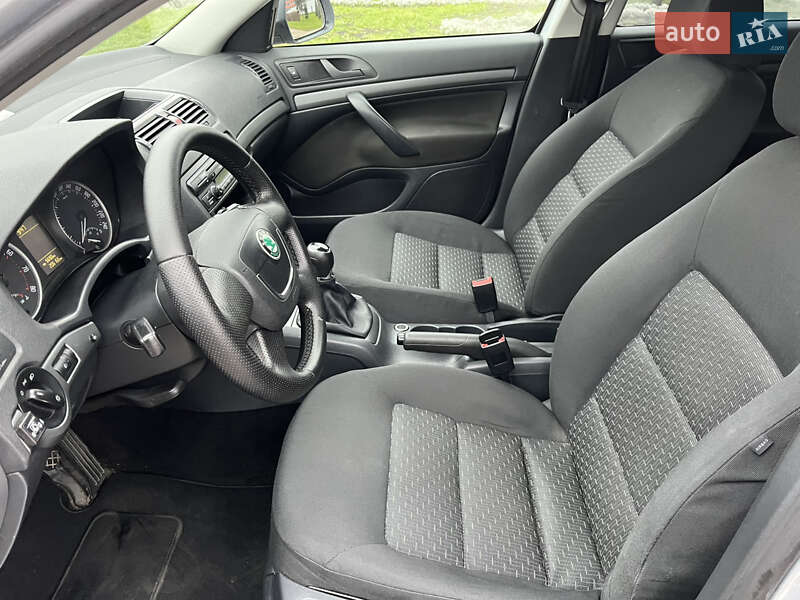 Лифтбек Skoda Octavia 2012 в Киеве