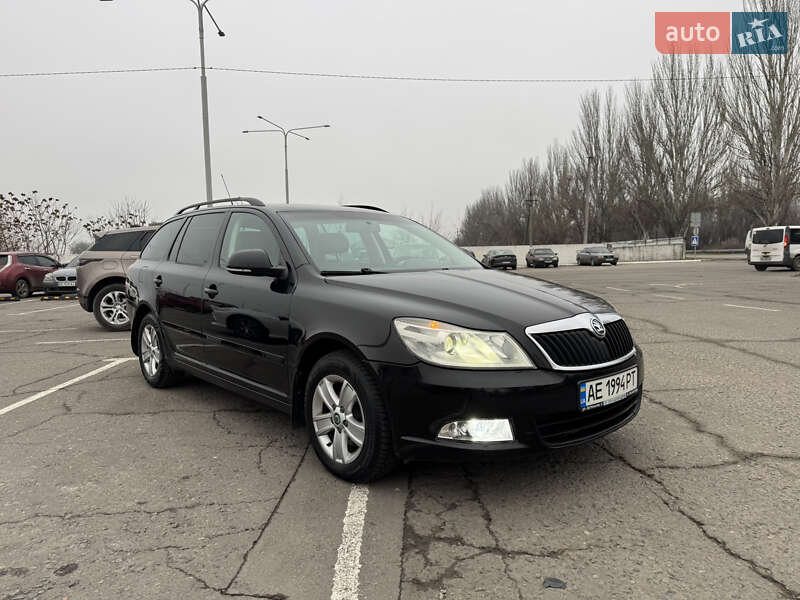Універсал Skoda Octavia 2010 в Дніпрі фото 10 Універсал Skoda Octavia 2010 в Дніпрі