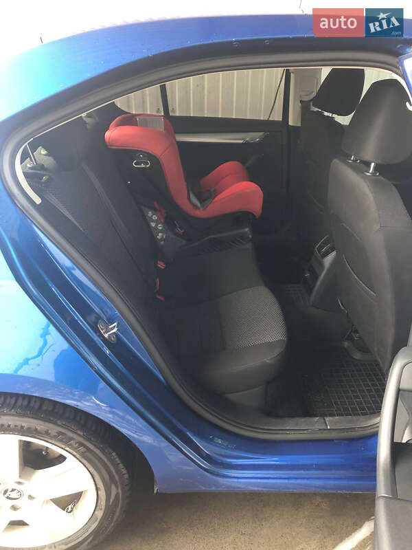 Лифтбек Skoda Octavia 2014 в Киеве фото 3 Лифтбек Skoda Octavia 2014 в Киеве