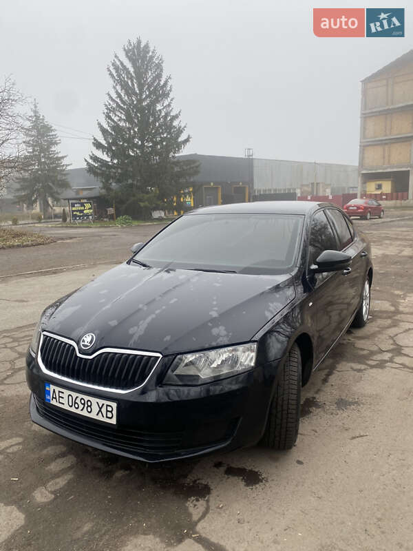 Лифтбек Skoda Octavia 2016 в Кривом Роге