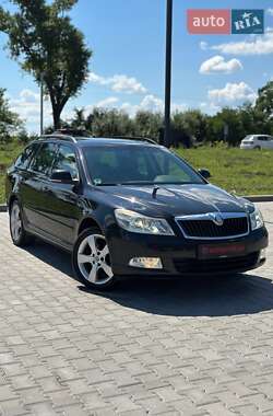 Универсал Skoda Octavia 2009 в Белогородке