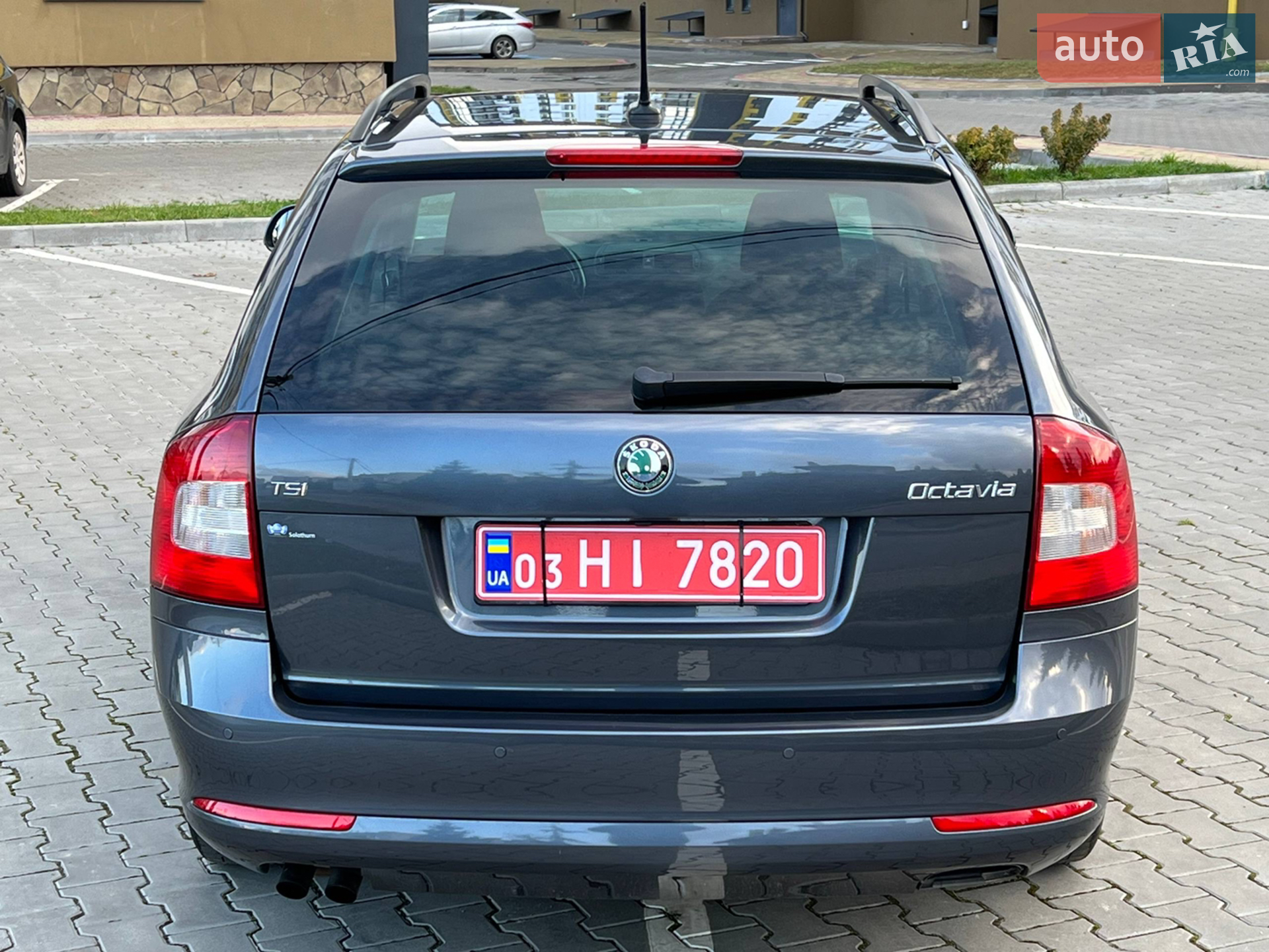 2011 Skoda Octavia - мініатюра 12