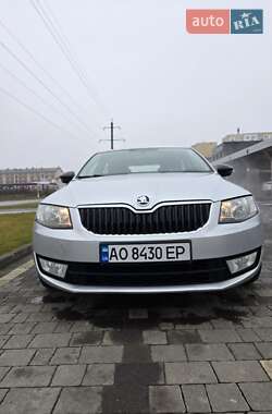 Лифтбек Skoda Octavia 2016 в Ужгороде