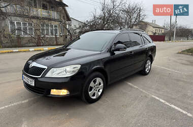 Универсал Skoda Octavia 2009 в Попельне
