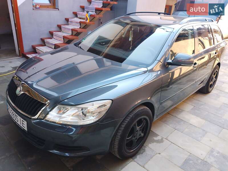 Универсал Skoda Octavia 2009 в Ужгороде фото 2 Универсал Skoda Octavia 2009 в Ужгороде