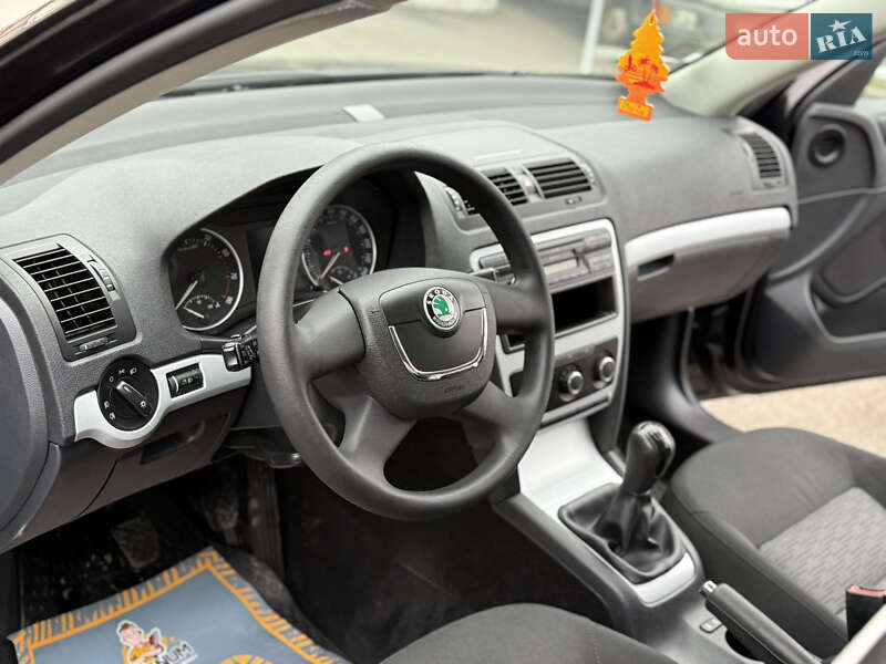 Лифтбек Skoda Octavia 2009 в Виннице