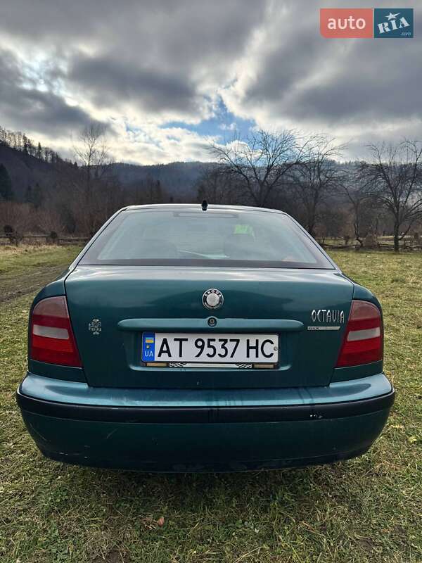 Ліфтбек Skoda Octavia 1999 в Косові