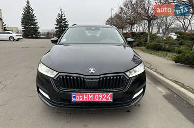 Универсал Skoda Octavia 2021 в Киеве