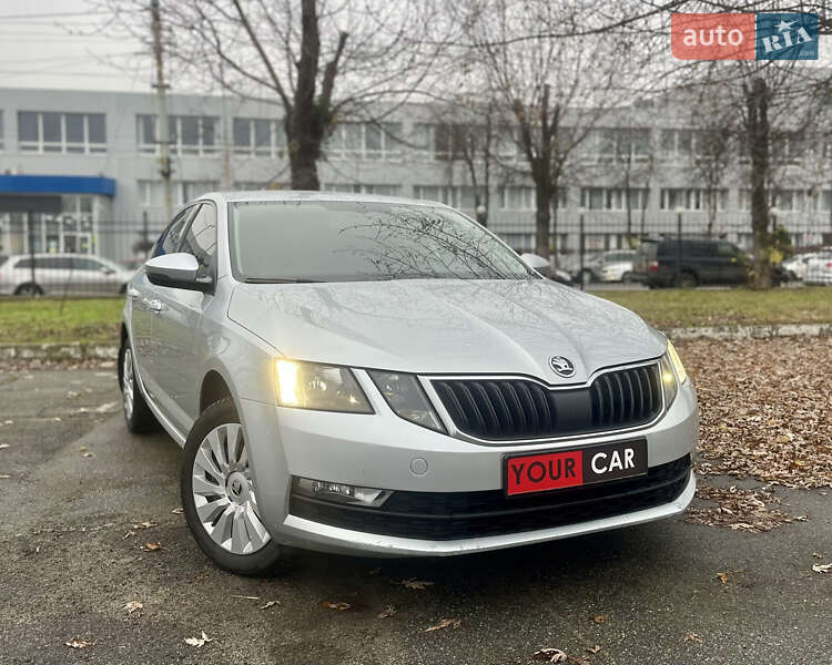 Лифтбек Skoda Octavia 2017 в Киеве