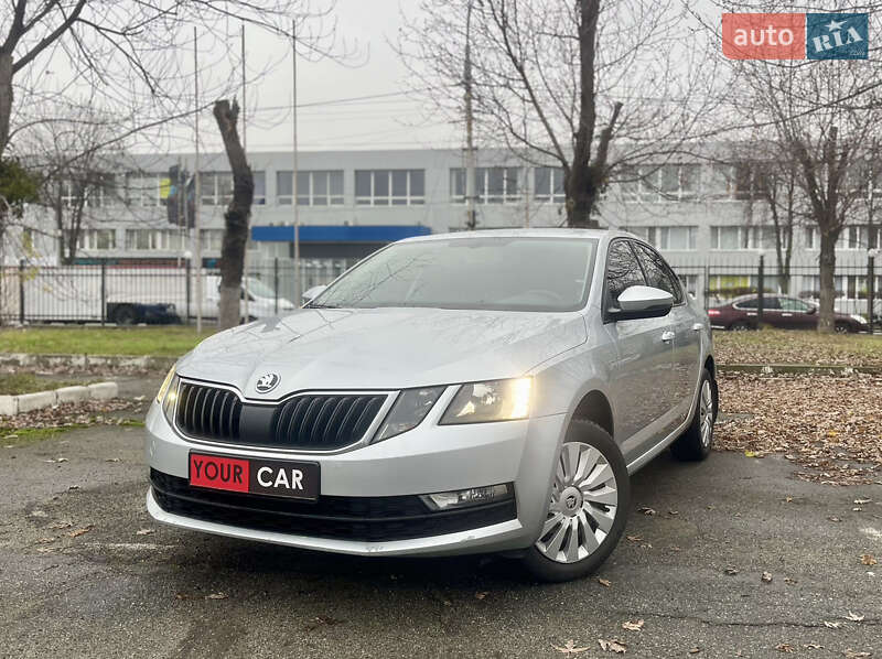 Лифтбек Skoda Octavia 2017 в Киеве