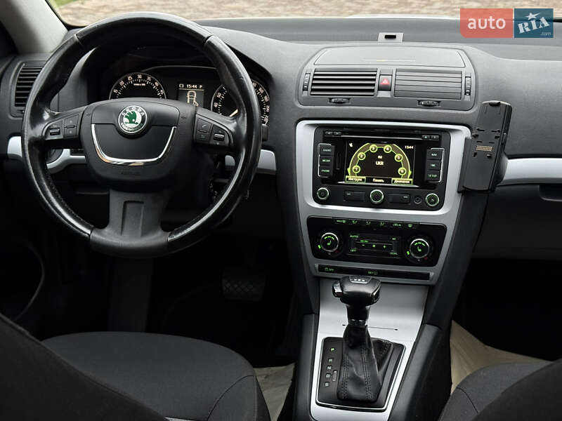 Универсал Skoda Octavia 2012 в Тячеве фото 22 Универсал Skoda Octavia 2012 в Тячеве