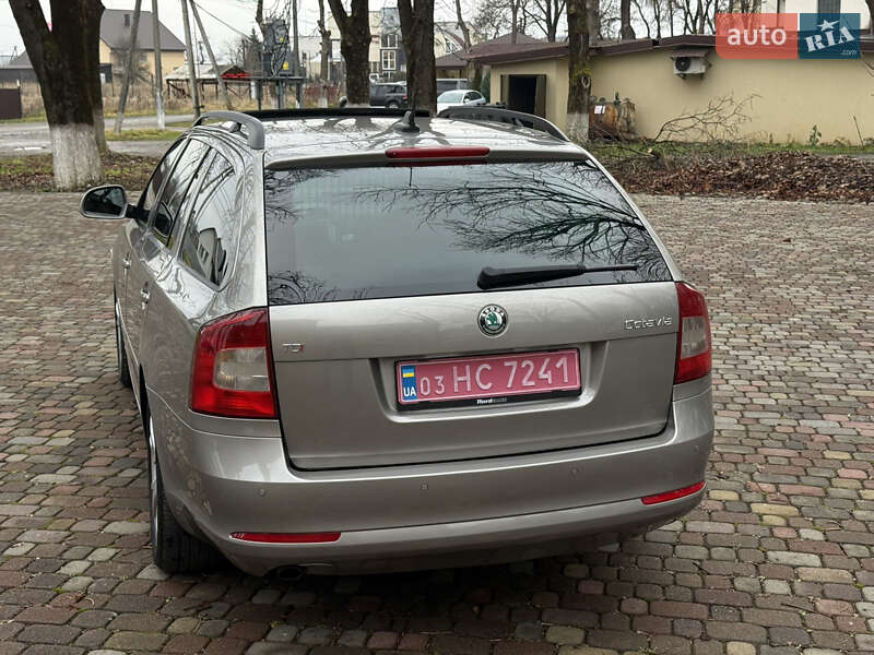 Універсал Skoda Octavia 2012 в Тячеві