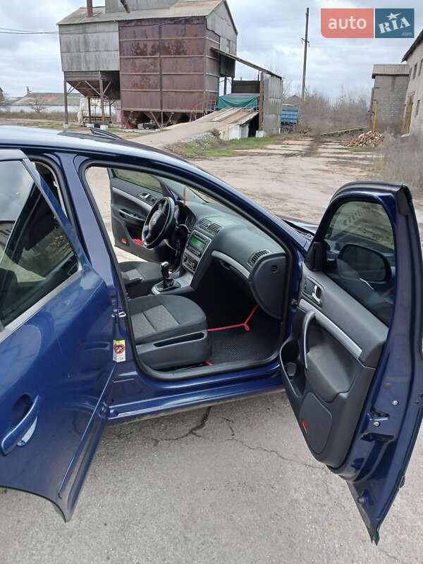 Ліфтбек Skoda Octavia 2012 в Рокитному