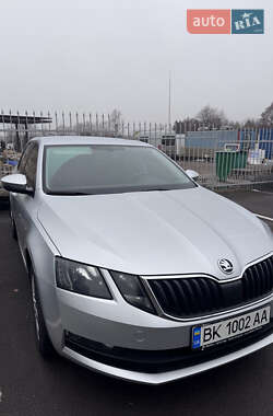 Универсал Skoda Octavia 2017 в Ровно