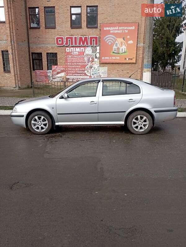 Ліфтбек Skoda Octavia 2009 в Оратові
