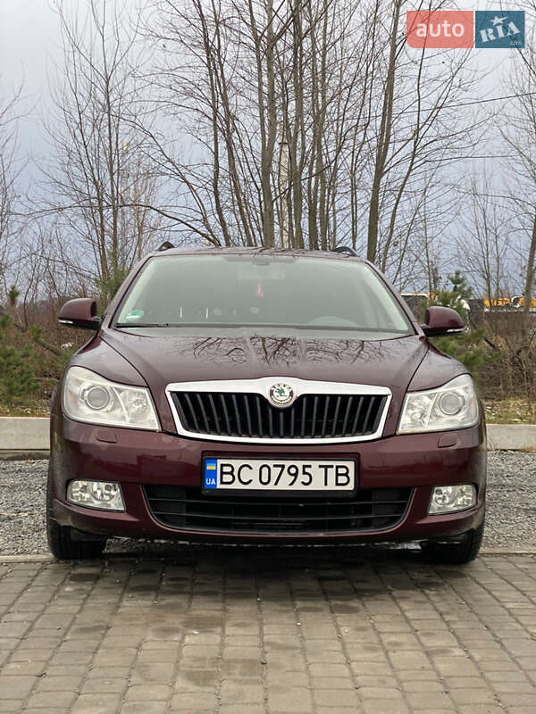Универсал Skoda Octavia 2010 в Львове