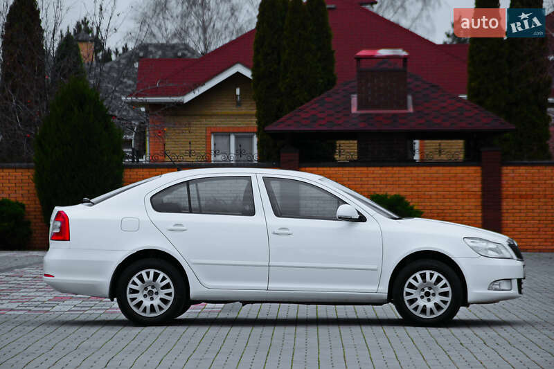 Ліфтбек Skoda Octavia 2012 в Дніпрі