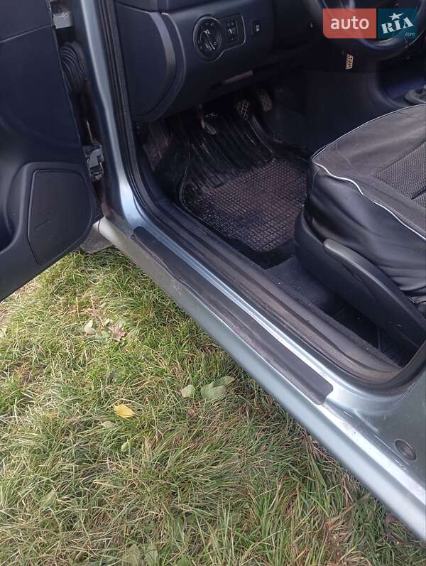 Лифтбек Skoda Octavia 2001 в Коростышеве