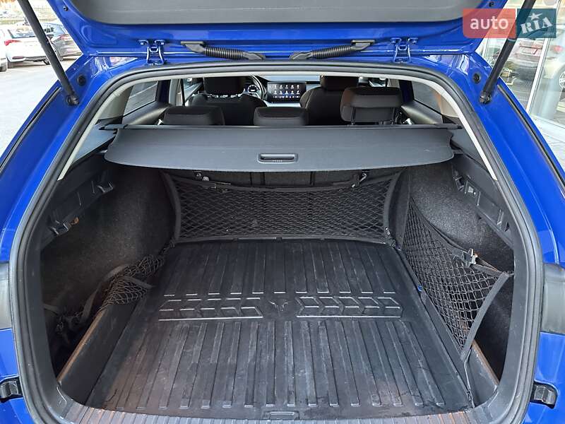 Универсал Skoda Octavia 2021 в Киеве