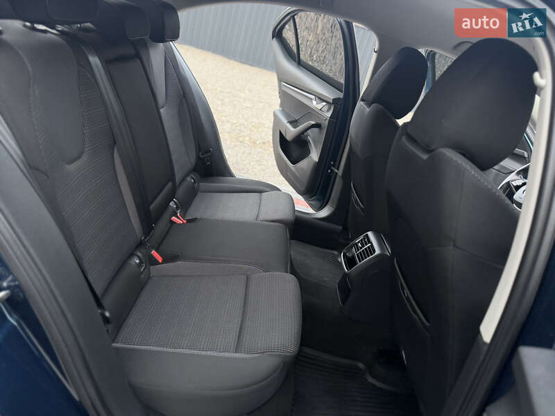 Ліфтбек Skoda Octavia 2020 в Береговому