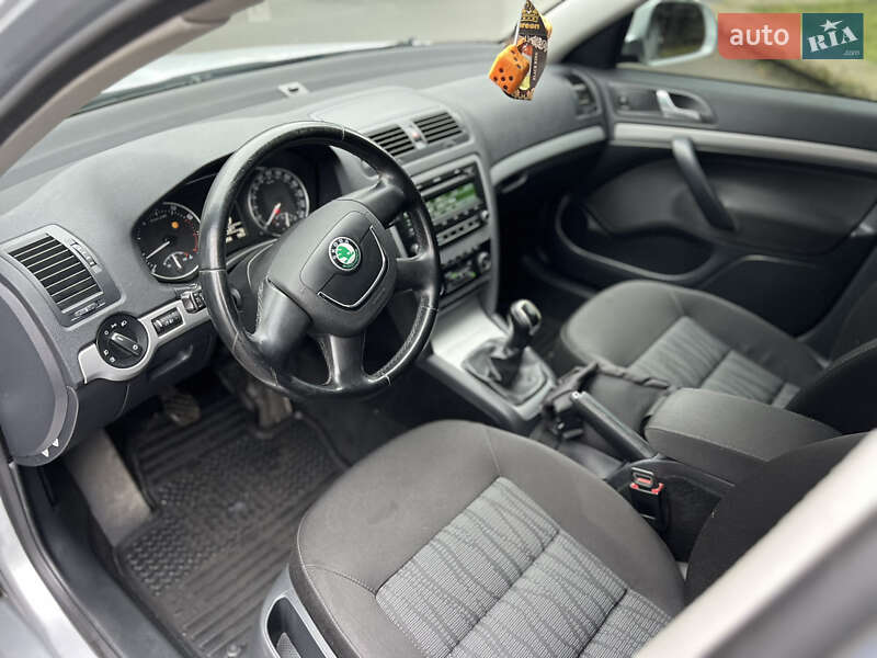 Универсал Skoda Octavia 2011 в Ровно фото 8 Универсал Skoda Octavia 2011 в Ровно