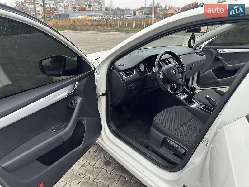 Лифтбек Skoda Octavia 2013 в Кропивницком