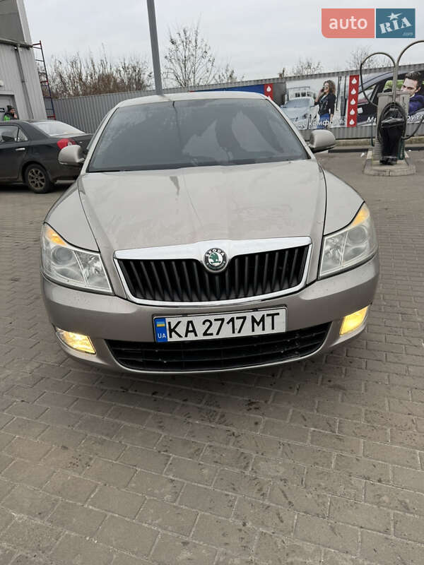 Ліфтбек Skoda Octavia 2010 в Києві