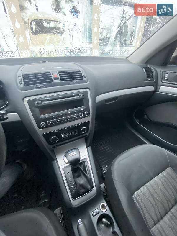 Ліфтбек Skoda Octavia 2010 в Києві