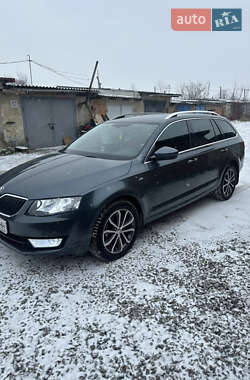 Универсал Skoda Octavia 2015 в Ровно