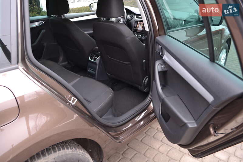 Універсал Skoda Octavia 2019 в Тернополі