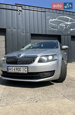Универсал Skoda Octavia 2015 в Грушево