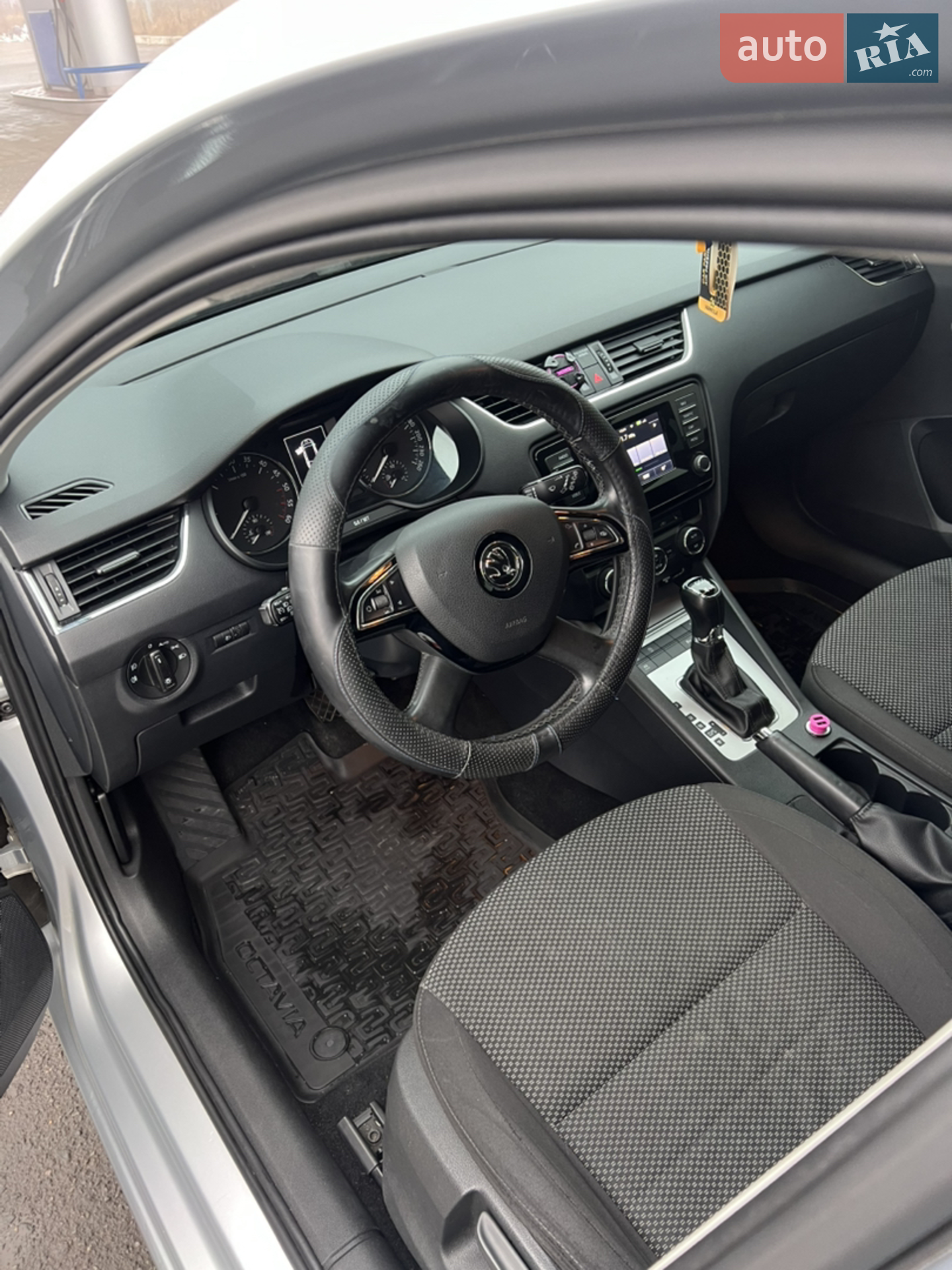 2015 Skoda Octavia - мініатюра 17