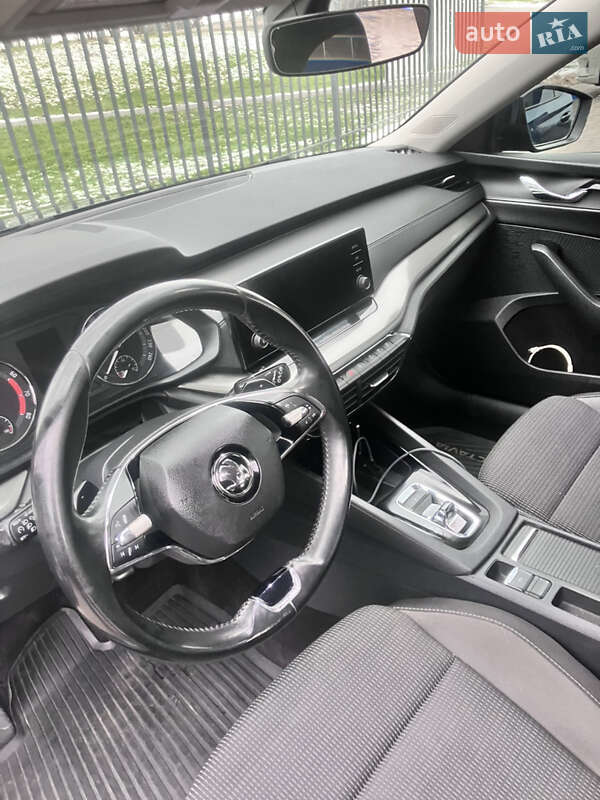 Ліфтбек Skoda Octavia 2021 в Кривому Розі