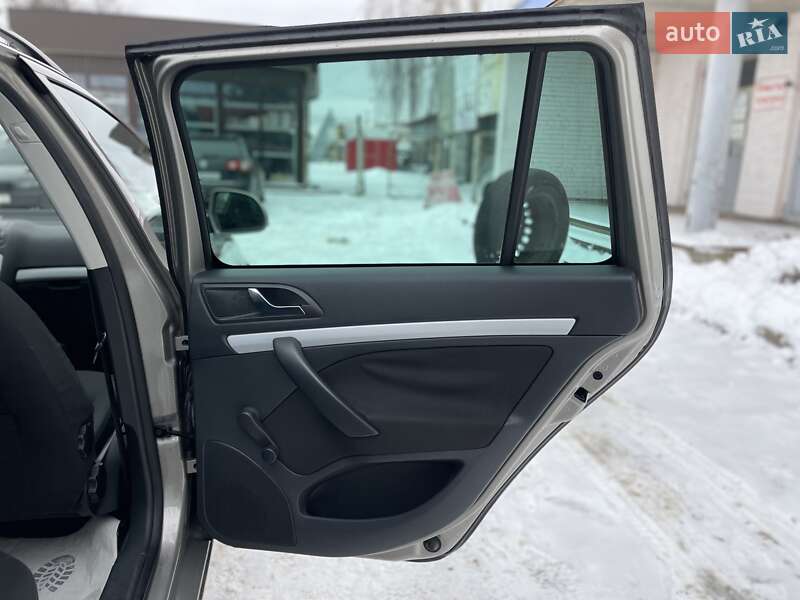 Універсал Skoda Octavia 2010 в Сумах фото 40 Універсал Skoda Octavia 2010 в Сумах