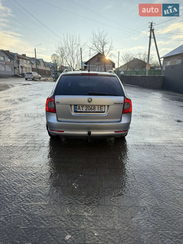 Универсал Skoda Octavia 2010 в Ивано-Франковске