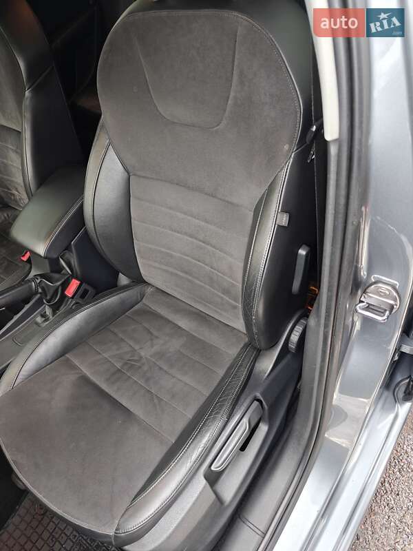 Универсал Skoda Octavia 2013 в Коростене